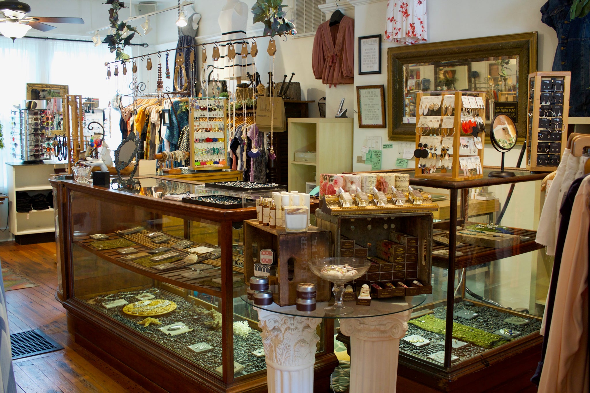 The ClothesVine a Clothing Boutique in Carlisle Pennsylvania the